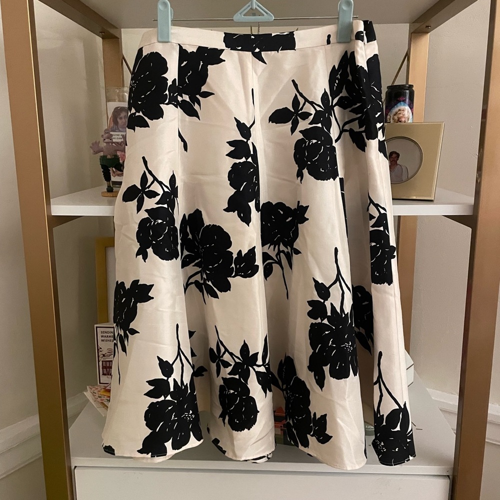 Silk banana republic skirt